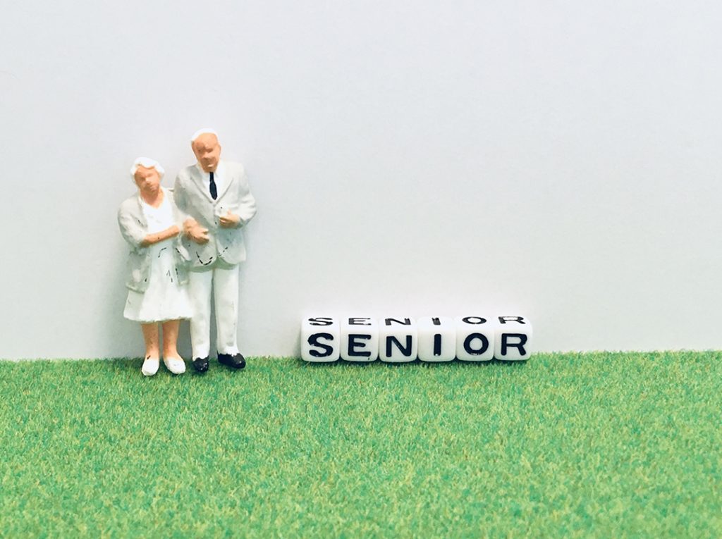 シニア